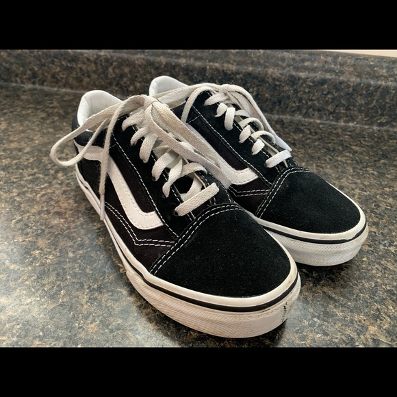 Kids Vans. Black. Like new. Only worn a few times. - Picture 1 of 3